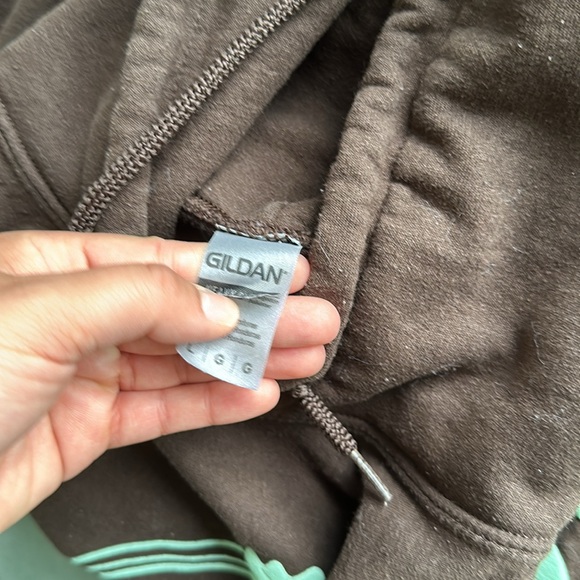 Gildan rowdy magazine sweater size large - Picture 6 of 6